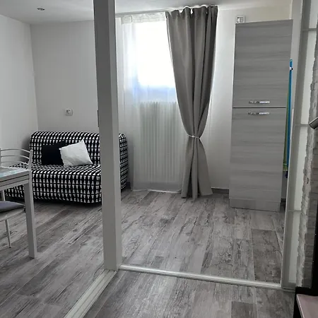 Apartament A Casa Di Mely Senigallia